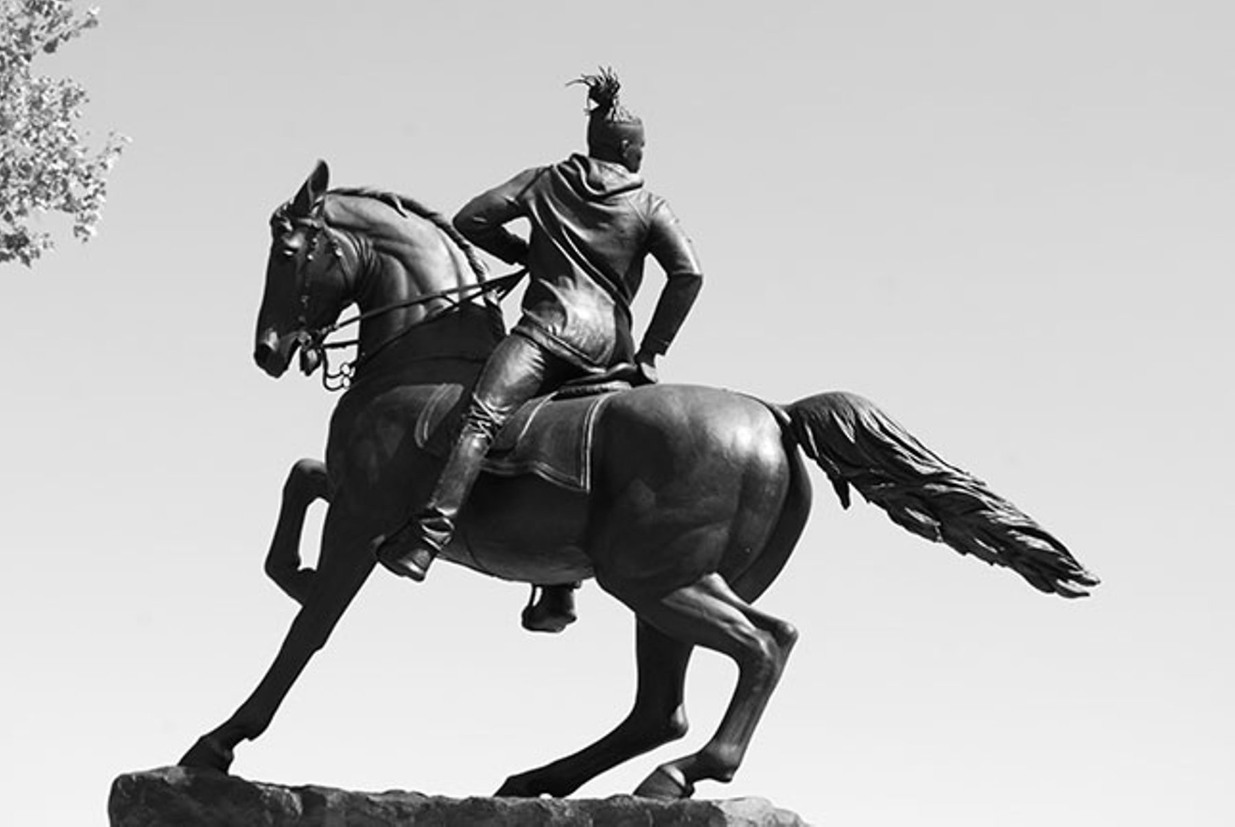 “Rumors of War,” artist Kehinde Wiley’s response to the Stuart monument (courtesy of author) “Rumors of War,” artist Kehinde Wiley’s response to the Stuart monument (courtesy of author)