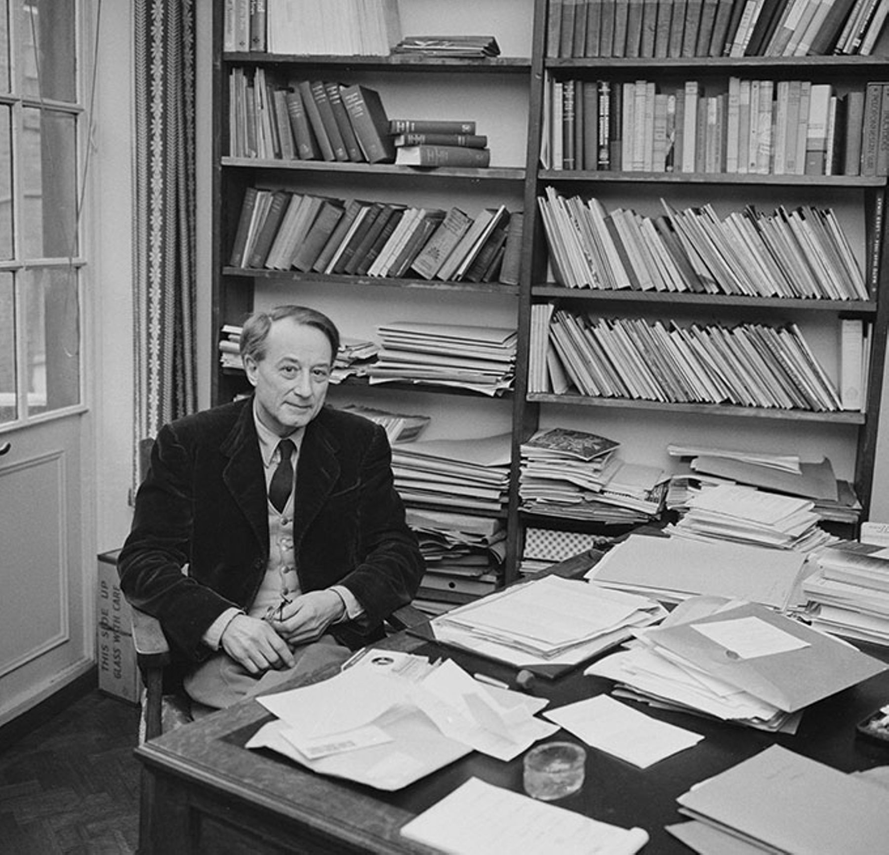 Michael Oakeshott in 1961.